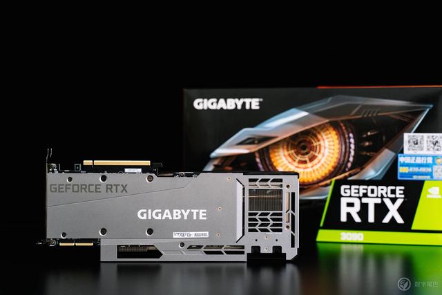 极速冷酷，技嘉 GeForce RTX 3090 GAMING OC 魔鹰图赏