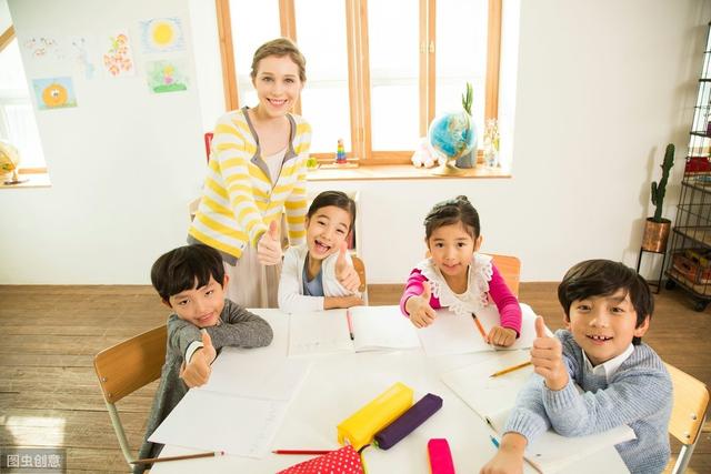【你的育儿经】幼师集合：带小班是一种怎样的体验？