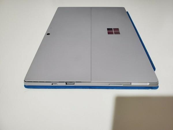 微软Surface Pro 8基础版规格或升级 酷睿i3+8GB运存