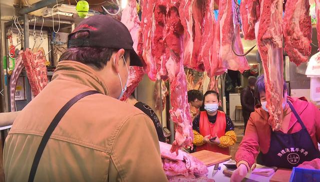 红烧羊肉、涮羊肉、火腿、桃胶、核桃粉……冬季滋补来黄浦就“购”了