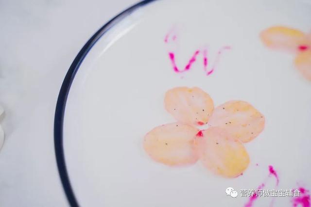 超级宝妈@零食到底怎么吃？光靠口感好可不够，关键还要健康营养，还省事