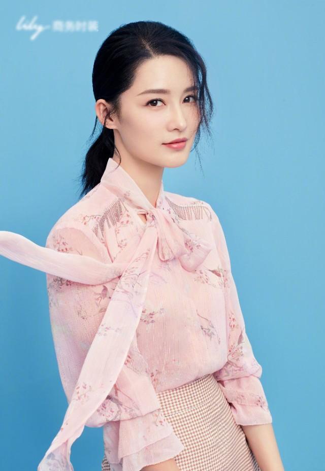 村口西凉花|90后女演员有比李沁演技还好的吗？如果有，或许只能是她了吧！