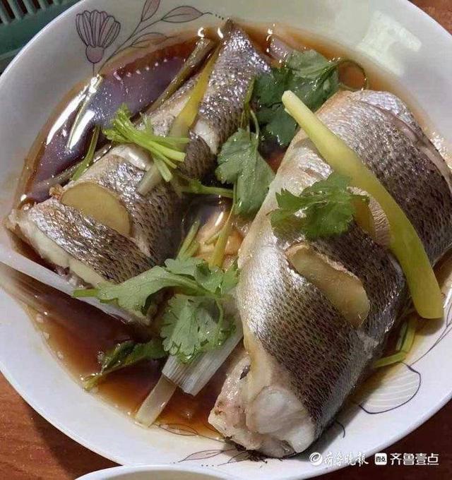 肉质鲜嫩无腥味，壹粉分享清蒸鲈鱼六大秘诀