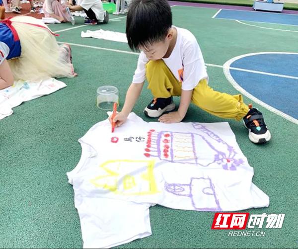 红网|多彩活动欢度六一 新时代萌娃与你“童”乐