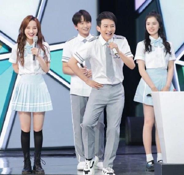 流年絮语|吴昕完美逆袭，《快本》舞台上突然消失，是为自己多方面发展