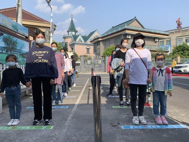 『超级宝妈』谢塘镇中心幼儿园开展疫情防控应急演练