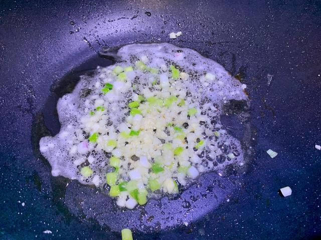 杏鲍菇这样吃，鲜香入味，口感不比肉差，营养还丰富