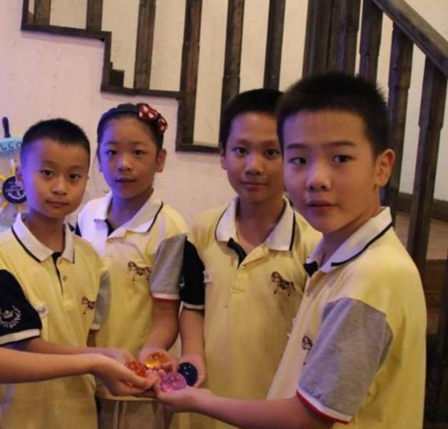 超级宝妈■这些孩子看起来＂鬼灵精＂，长大却多半没出息，不妨对照下你家娃