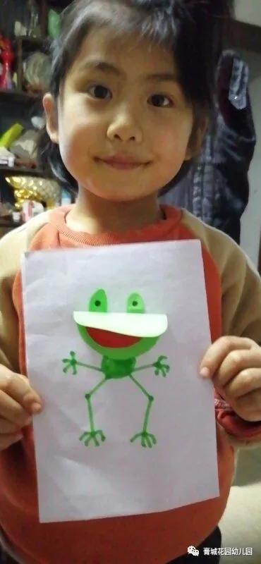 你的育儿经▲“童心绘春天”膏城花园幼儿园“送知识”正在进行