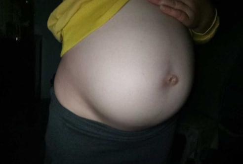 开心大家庭|孕吐厉害，每天不吃东西都不觉得饿，准妈妈为自己粗略行为买单
