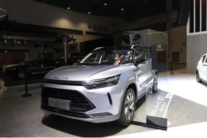 北汽集团开年首秀 五大品牌新能源车型齐聚海口车展