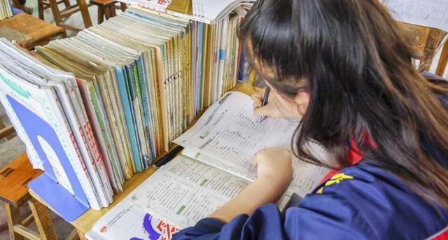你的育儿经|白岩松:情商比智商更重要,培养孩子注意这3点,孩子情商低不了