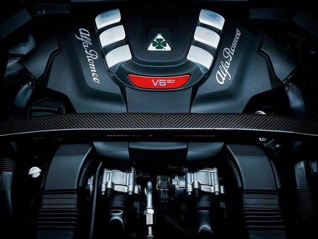 为什么国外的汽车大神总说“真正懂车的人都喜欢阿尔法·罗密欧”