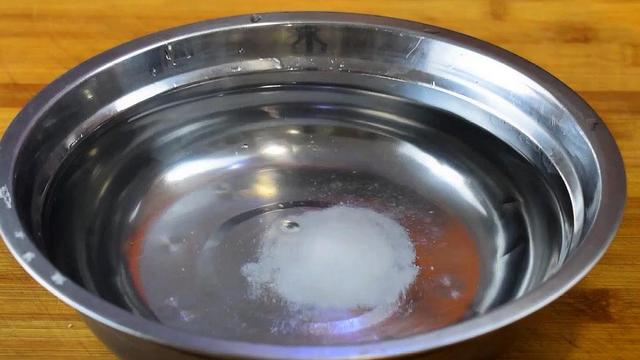 炒猪肝，别直接下锅，大厨教你正确做法，猪肝不老也不腥