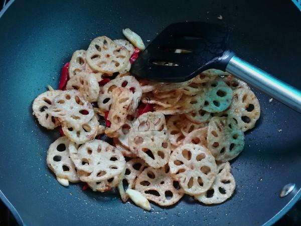 「你的育儿经」4月，孩子宁愿不吃肉也吃这菜，常吃身体强壮长得快，眼睛变明亮