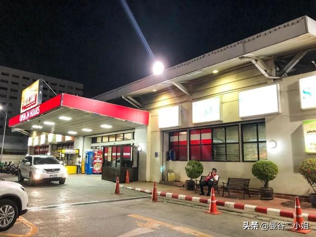 「超级宝妈」我在泰国养娃：生活在曼谷，宝宝一个月奶粉要花多少钱？
