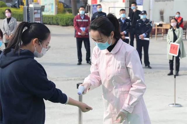 超级宝妈■广饶县育英幼儿园开展疫情防控应急演练