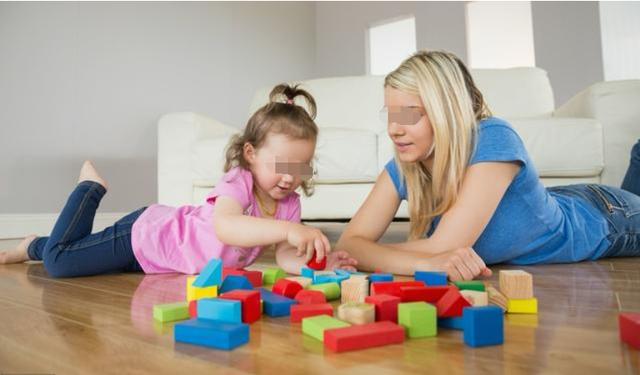 「超级宝妈」孩子拖拉不是因动作慢？父母做好这4点，孩子会有明显好转