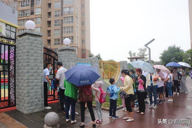 你的育儿经|幼儿园开园第一天 关爱汇聚筑牢防疫线