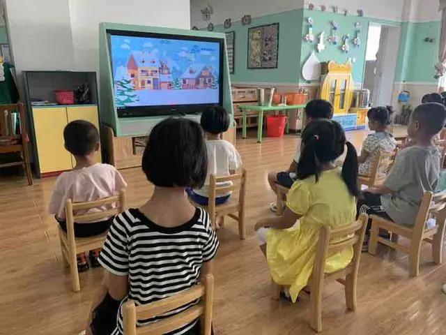 「超级宝妈」5月25日起，新平县幼儿园陆续开园