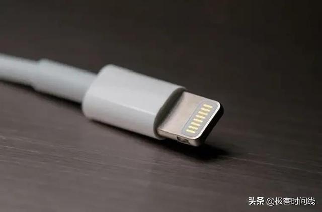 告别手机龟速慢充，5款原装快速充电器数据线精选