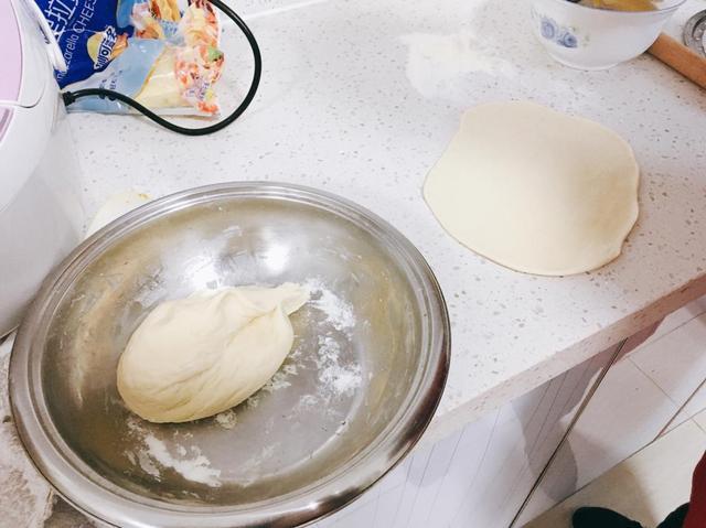 蒸花卷时葱花变色？教你1个小妙招，让你的花卷春意盎然