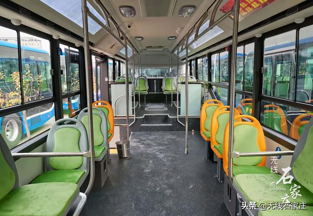 先睹为快！238部新能源公交车亮相石家庄 亮点逐个数