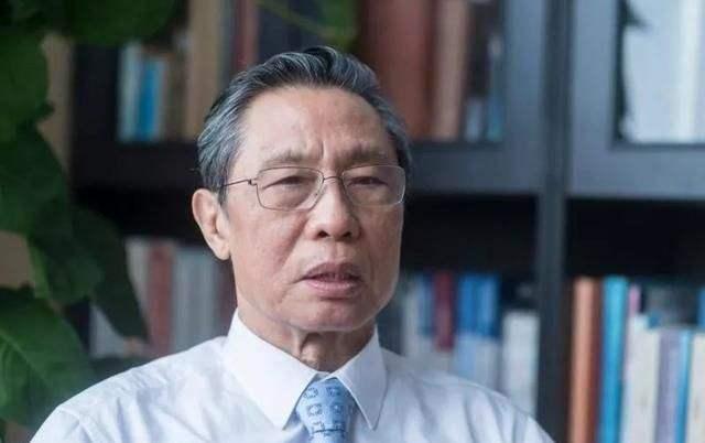 「超级宝妈」钟南山和孙子的视频感到了很多人,良好的家风是可以传承的