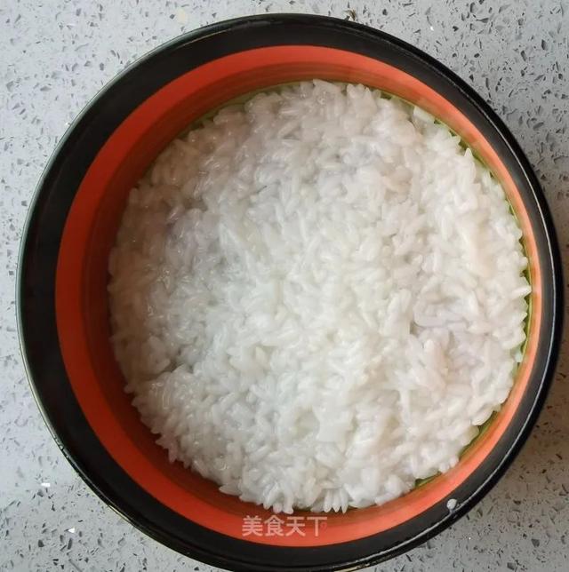 吃了几十年糯米，这种做法还是头一次见！软糯美味，老人小孩都喜欢