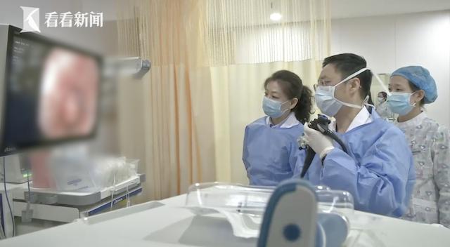 「超级宝妈」揪心！3岁女童好奇误吞U盘 取出时金属表面已腐蚀