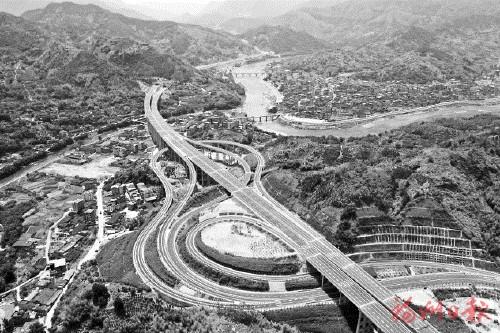 集团|砥砺奋进建新城 厚积薄发谋跨越