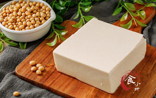 天底下那么多的物质，为什么只有卤水能点豆腐？到底是什么原理？