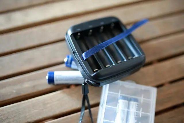 专注而用心，XTAR ET4S充电电池的轻体验