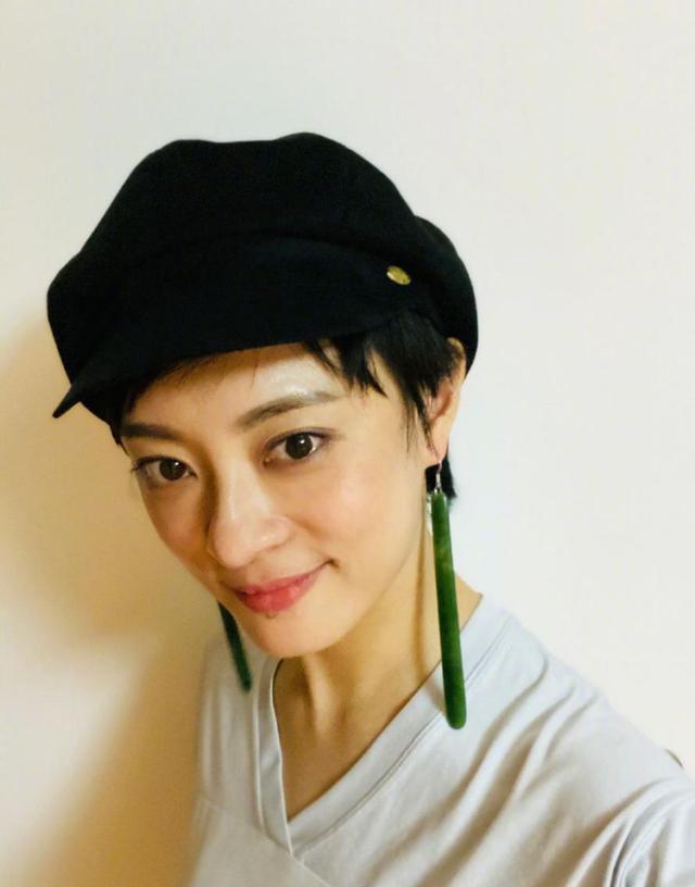 全能孙俪上线，学习书法写千字文，用实际行动教育孩子获赞fun娱乐