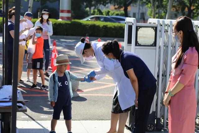 爱心总动员|不负时光 重燃希望 丨 文圣路(主园)幼儿复园一日生活纪实
