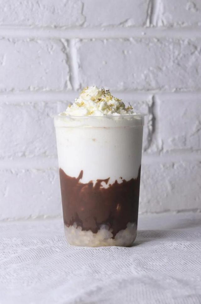 蝴蝶里秋冬新品上市，这家主打广式点心的茶餐厅三十年只专注手工制作，招牌乳鸽不容错过