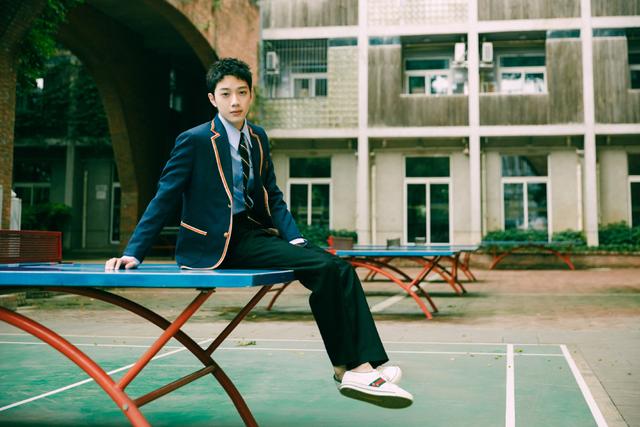 不明白小姐|鹿晗、杨幂、任嘉伦、罗云熙、赖冠霖