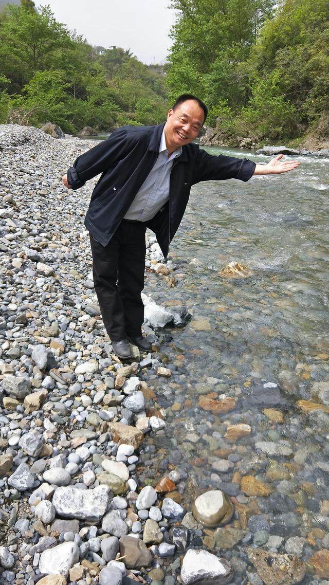 【世界那么大】游建始五家河景阳关