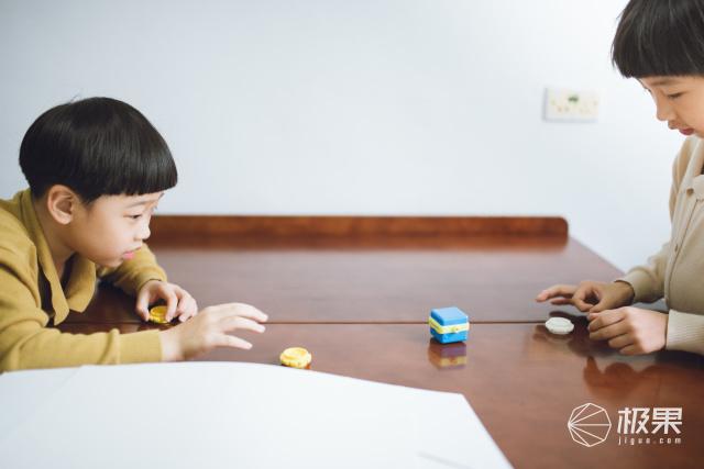 高萌预警！涂涂画画就能培养编程思维的阿尔法蛋，亲子互动新模式