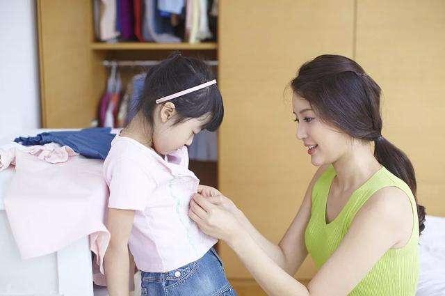 『超级宝妈』经常穿这几类衣服，孩子容易患上“白血病”,长辈却还总是爱买