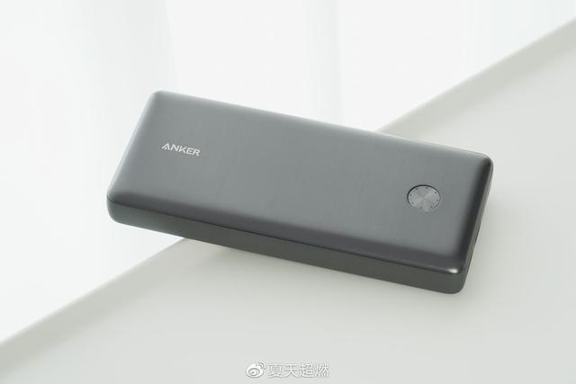 ANKER A1290移动电源体验如何？