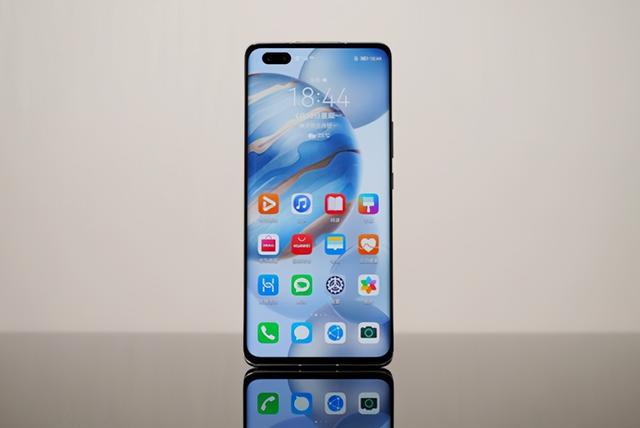 荣耀30Pro+跌至新低价，配置看齐华为，入手不后悔