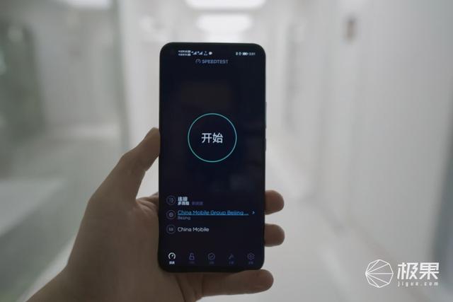 5G商用一周年实测：现状让人失望！速度缩水近一半，4G也变慢