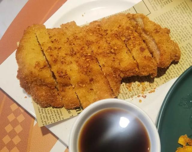 餐厅|上海有家随时会“上错菜”的餐厅，却有很多食客“慕名而来”！你吃过吗？