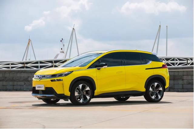 开特斯拉还得用手机导航！最终我选择了这款AR导航神车