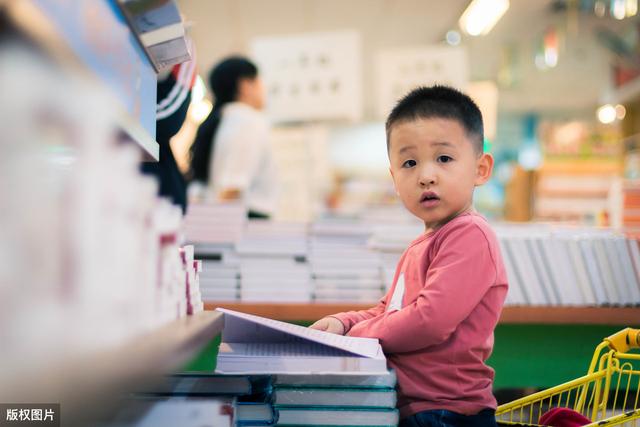 「超级宝妈」“这道题又写错了！”孩子重复犯错时，你需要培养他“复盘思维”
