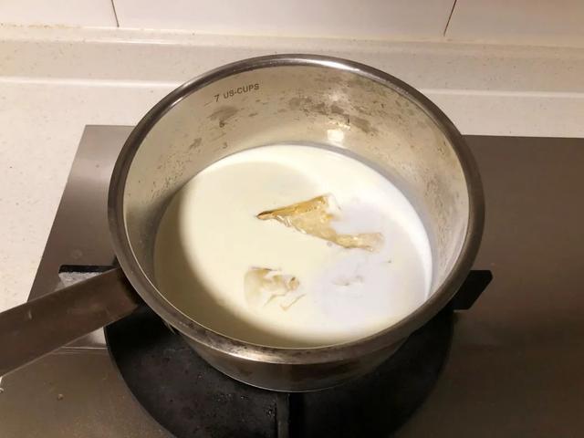 爱在屋檐下|团长小厨房丨又想吃又怕胖，不如做份少糖的甜品给娃吃吧