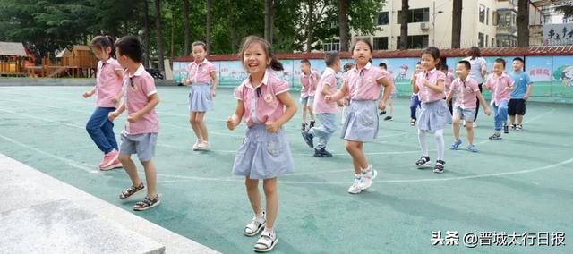 你的育儿经|幼儿园开学第一天 | 请你一键签收我的可爱