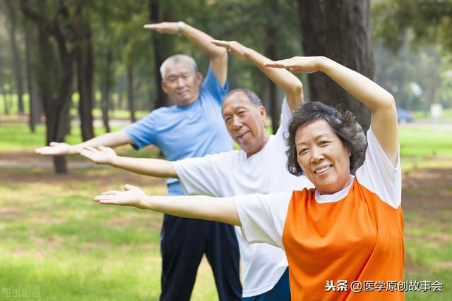 癌症是拖出来的，医生忠告，晨起坚持三多三少，癌症才能更远