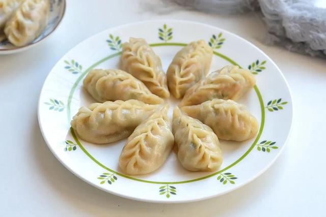 胡萝卜这样做，香嫩可口，好吃又好看！再也不怕熊孩子挑食了